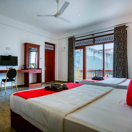 Polhena Grand Resort & Banquet Matara Esterno foto