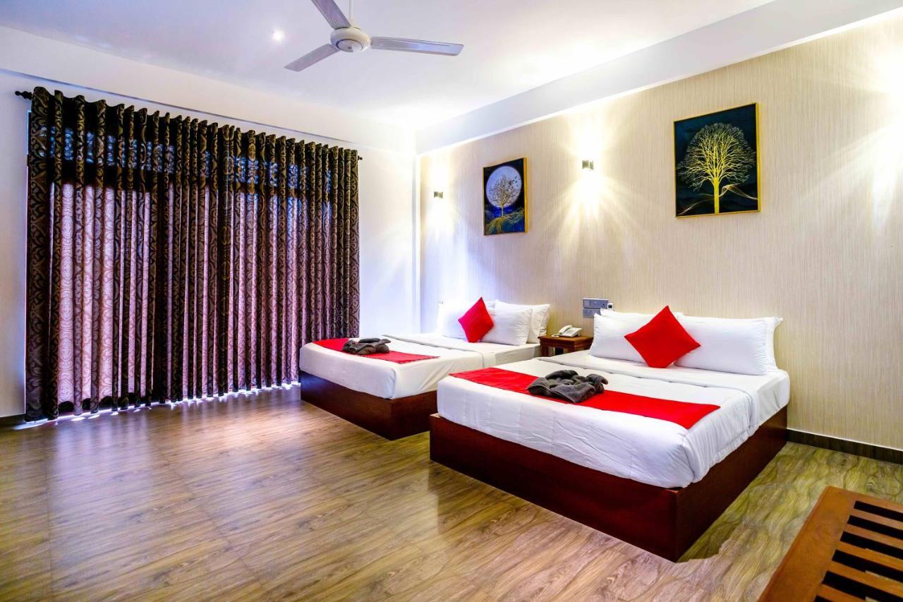 Polhena Grand Resort & Banquet Matara Esterno foto