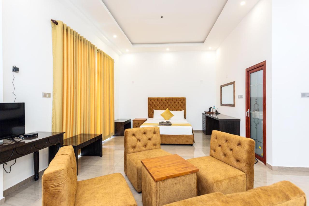 Polhena Grand Resort & Banquet Matara Esterno foto